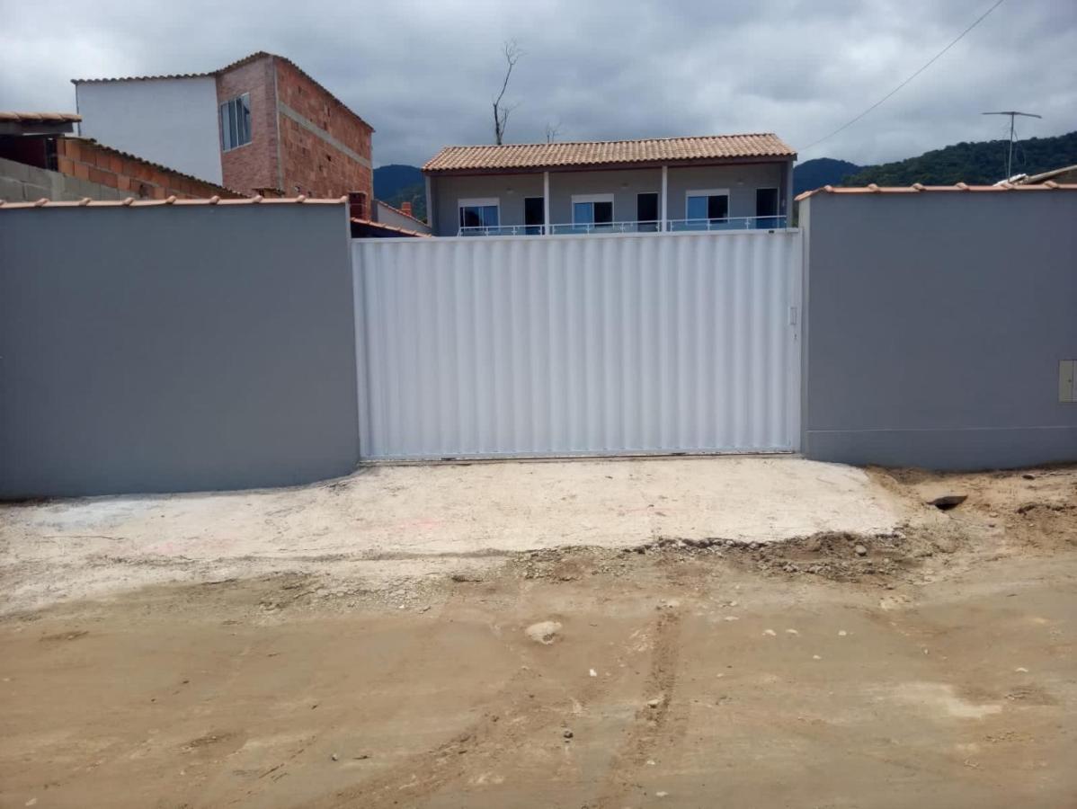 Casa Nova Com Piscina Proxima A Praia E Menos De 3Km Do Centro De 乌巴图巴 外观 照片