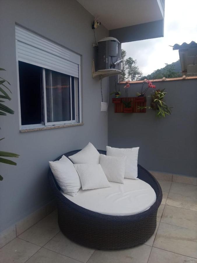 Casa Nova Com Piscina Proxima A Praia E Menos De 3Km Do Centro De 乌巴图巴 外观 照片